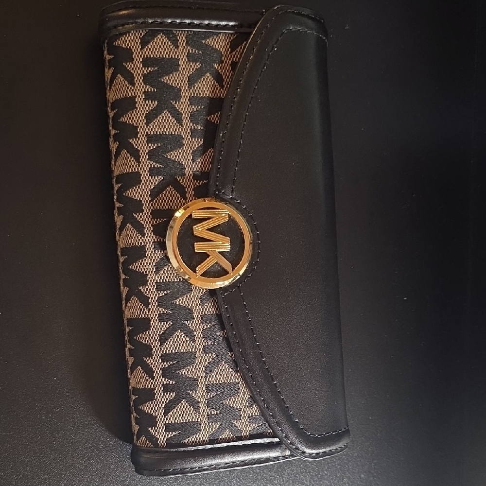 Michael Kors Black and Gold Leather Wallet